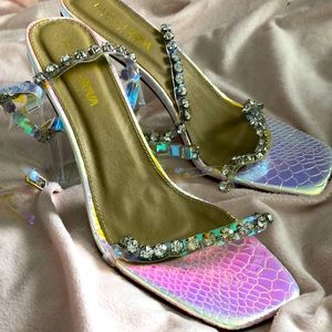 5 inch chrome heels. Size: 10